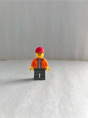 LEGO Icons Ferris Wheel Operator Minifigure